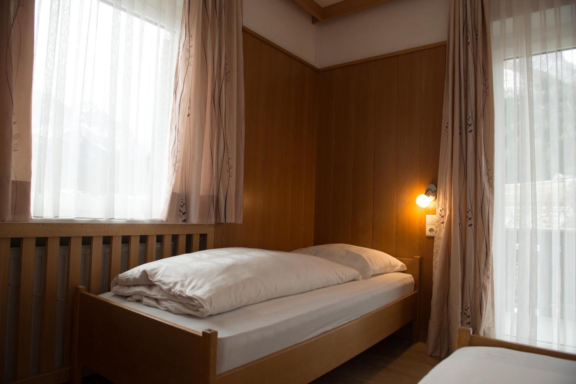 Garni Hofer Aparthotel Sexten Exteriör bild