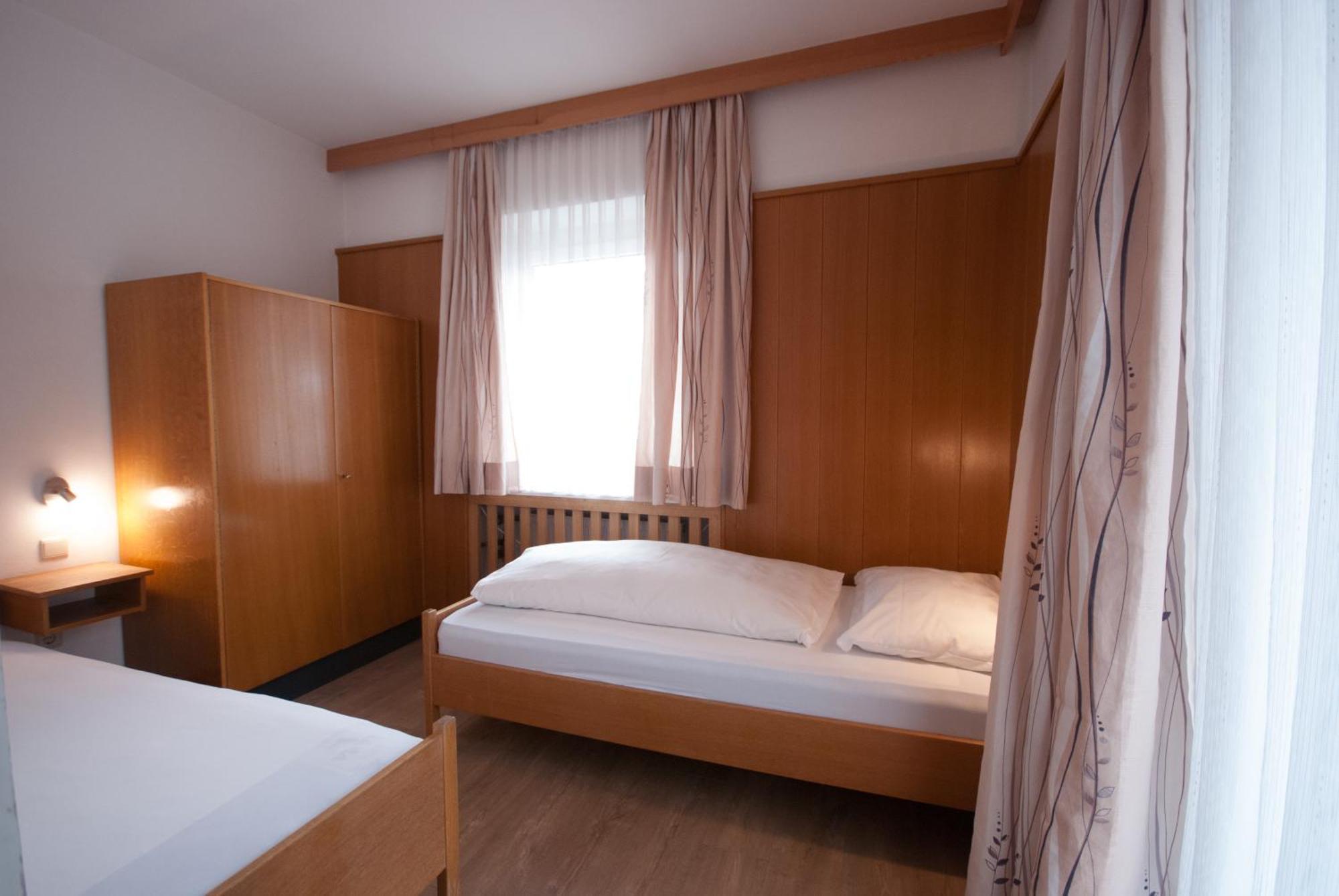 Garni Hofer Aparthotel Sexten Exteriör bild