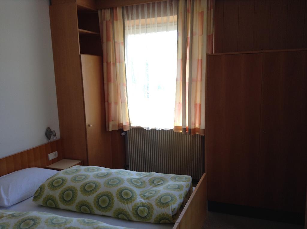 Garni Hofer Aparthotel Sexten Exteriör bild